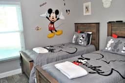 Mickeys Landing 2 Master Suite Private Pool Hot Tub Game RM BBQ