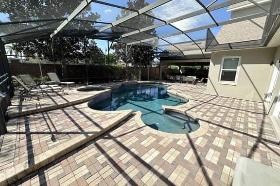 Mickeys Getaway Pool Hot Tub Cinema GYM Outdoor Kitchen BBQ - Image 1