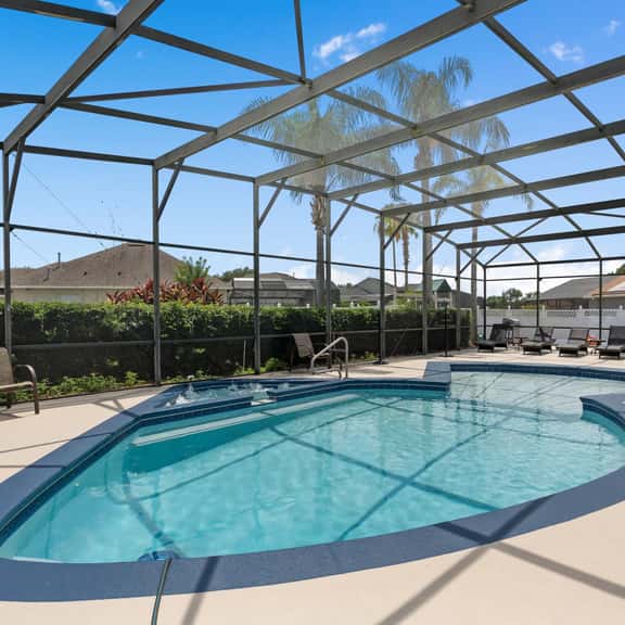 Mickeys Sunrise South Facing Pool Hot Tub Splashpad Theater BBQ - Image 1